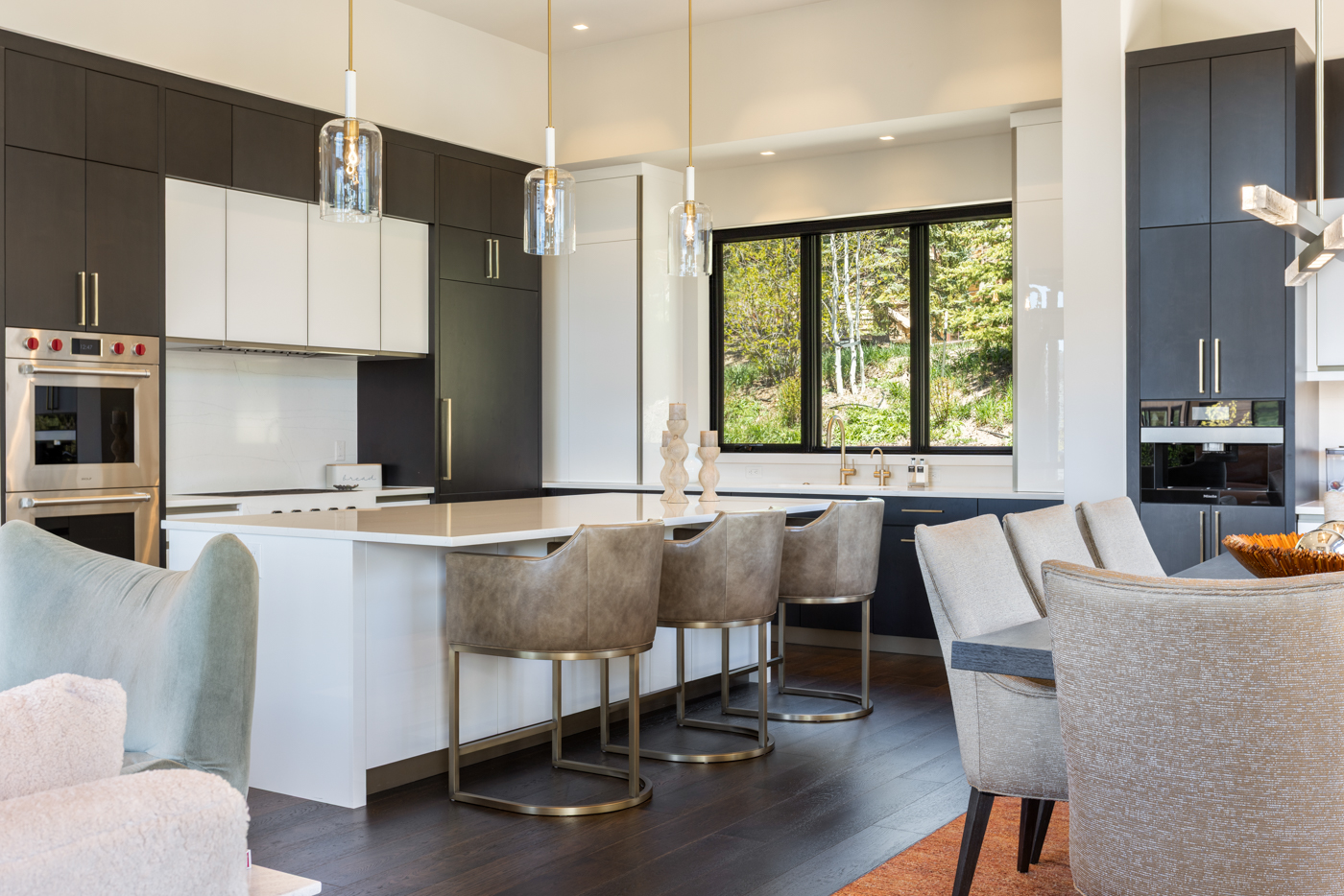 Kitchen island with leather counter stools